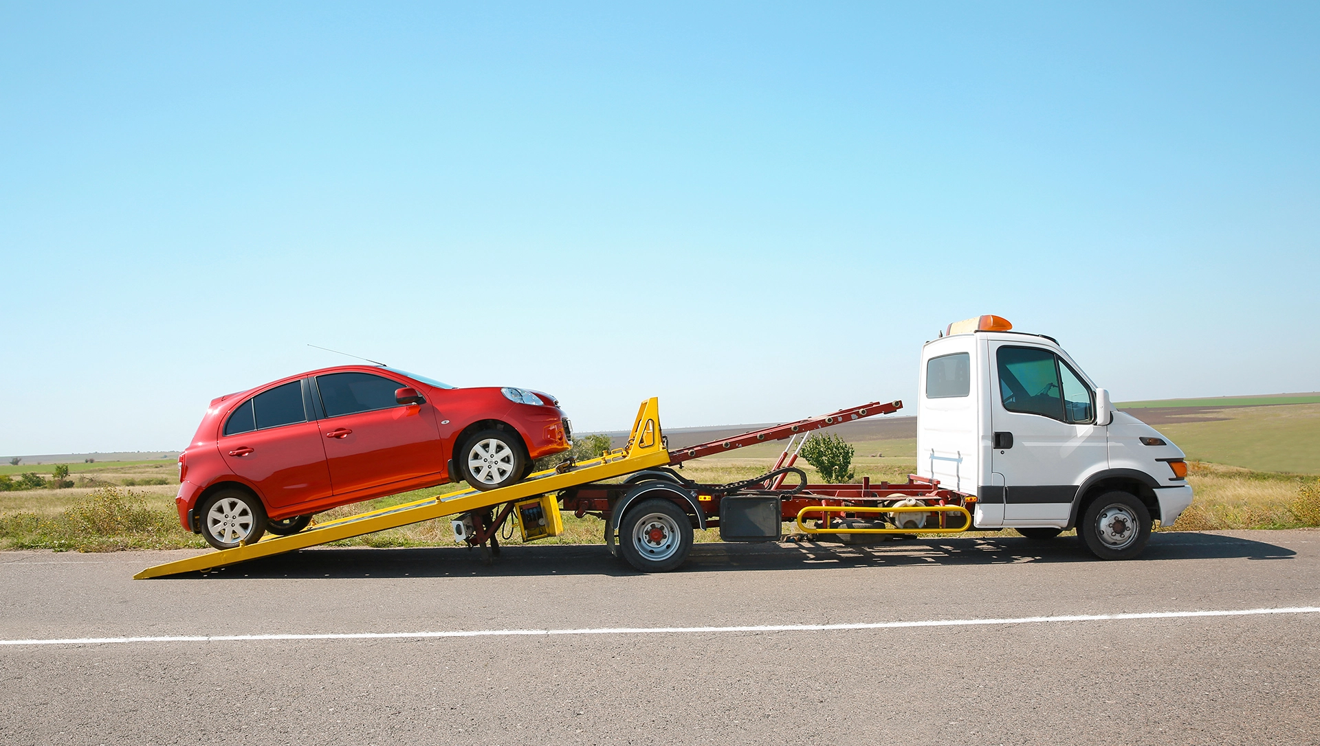 Tilt Tray Truck Loans | Easy Truck Finance